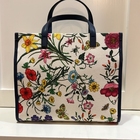 Gucci Flora Canvas Tote with Navy Leather Trim - Picture 2 of 16